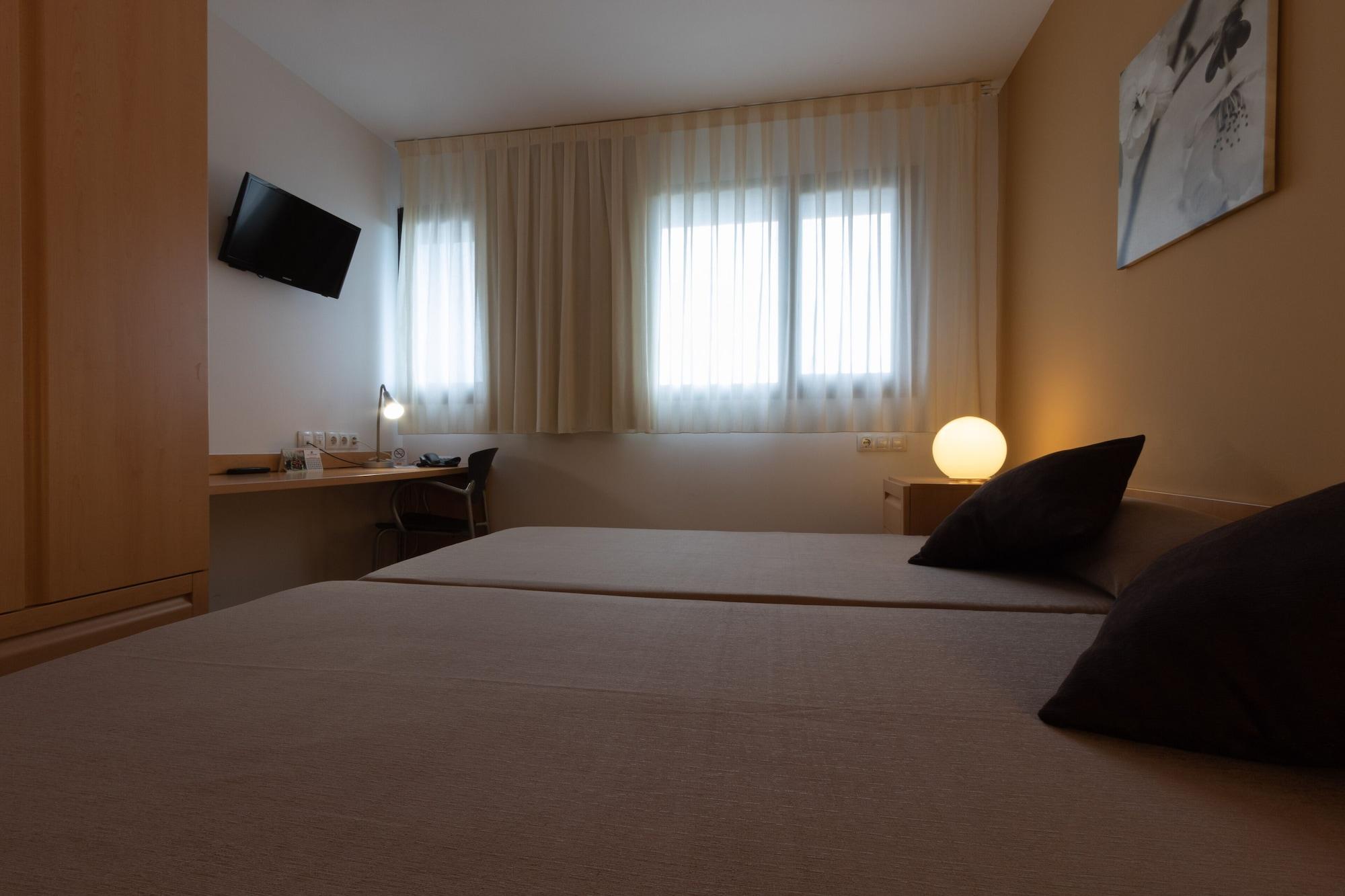 วิลลา อโลจาเมียนโท อิ คอนเกรโซส Hotel San Vicente Raspeig ภายนอก รูปภาพ