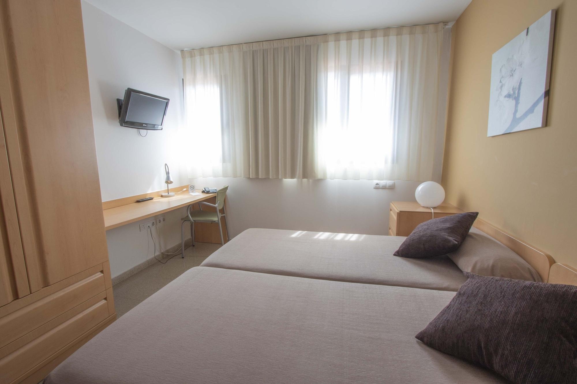 วิลลา อโลจาเมียนโท อิ คอนเกรโซส Hotel San Vicente Raspeig ภายนอก รูปภาพ
