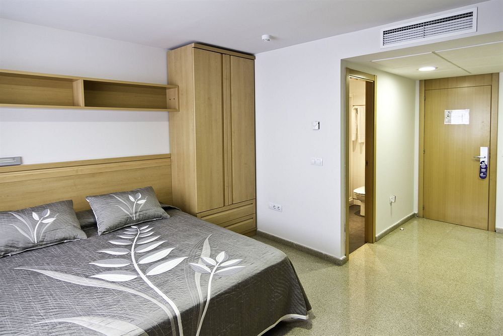 วิลลา อโลจาเมียนโท อิ คอนเกรโซส Hotel San Vicente Raspeig ภายนอก รูปภาพ