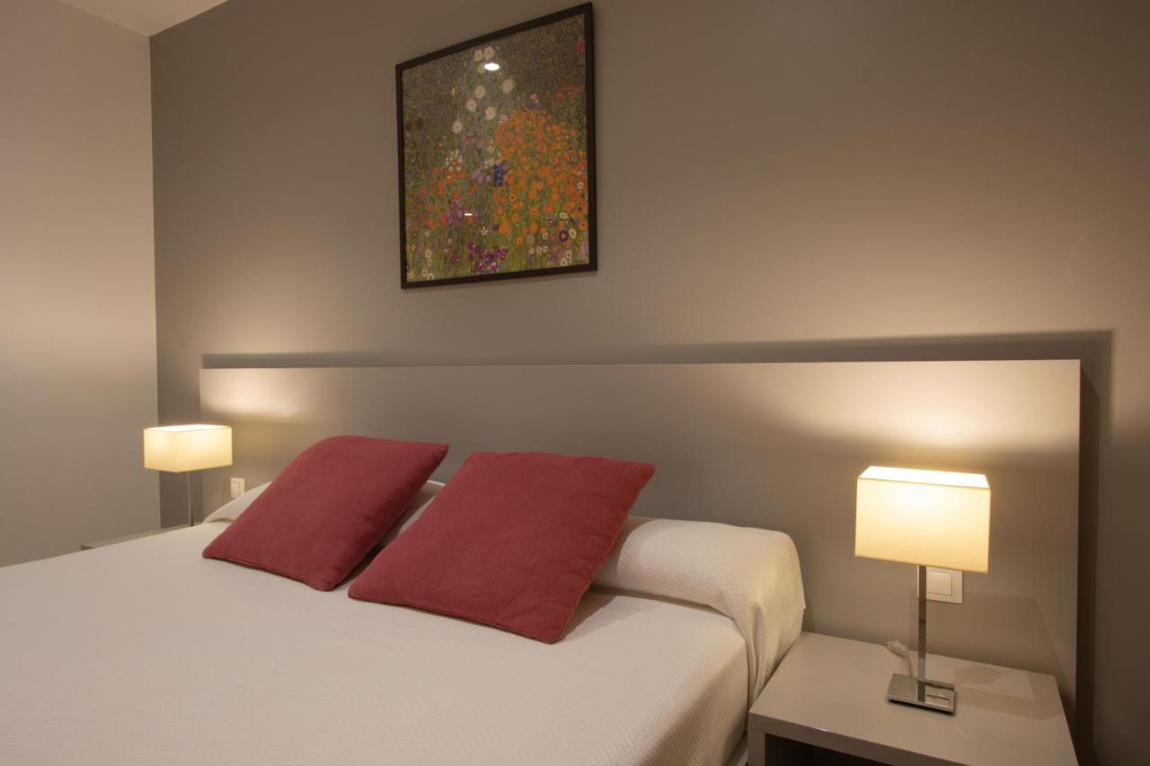 วิลลา อโลจาเมียนโท อิ คอนเกรโซส Hotel San Vicente Raspeig ภายนอก รูปภาพ